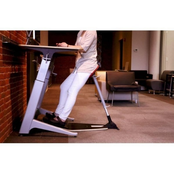 Focal Upright Locus Seat Side View Facing Right Close Up